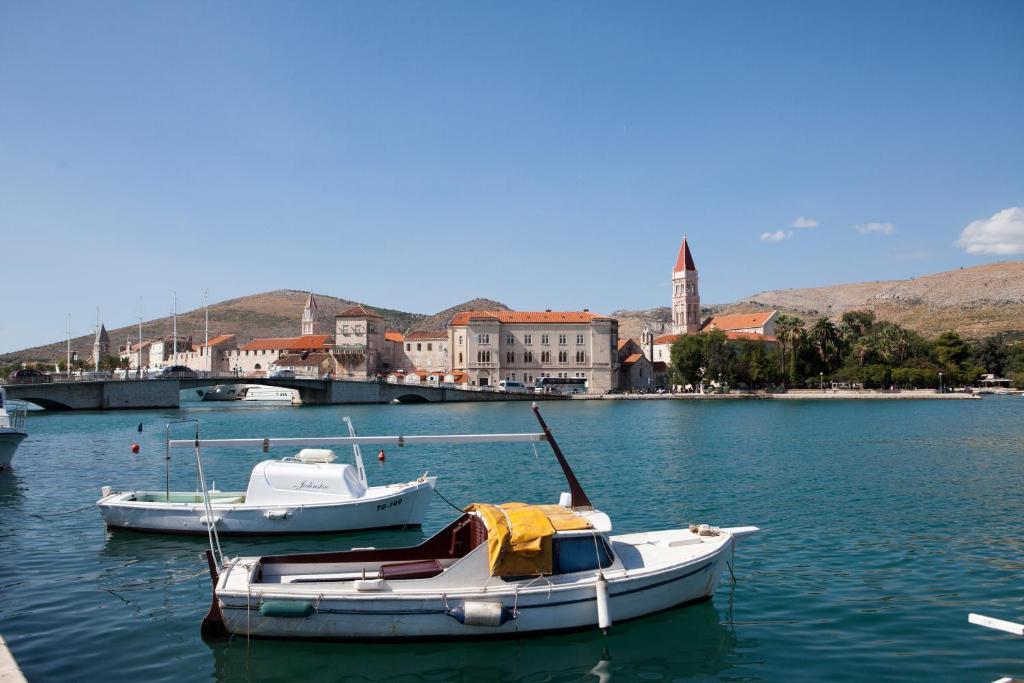Villa Donna Trogir Exterior foto